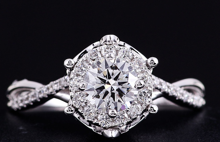 Anel de Noivado Elegante | Ouro 18K com Diamante Lab-Grown | Não Oxida