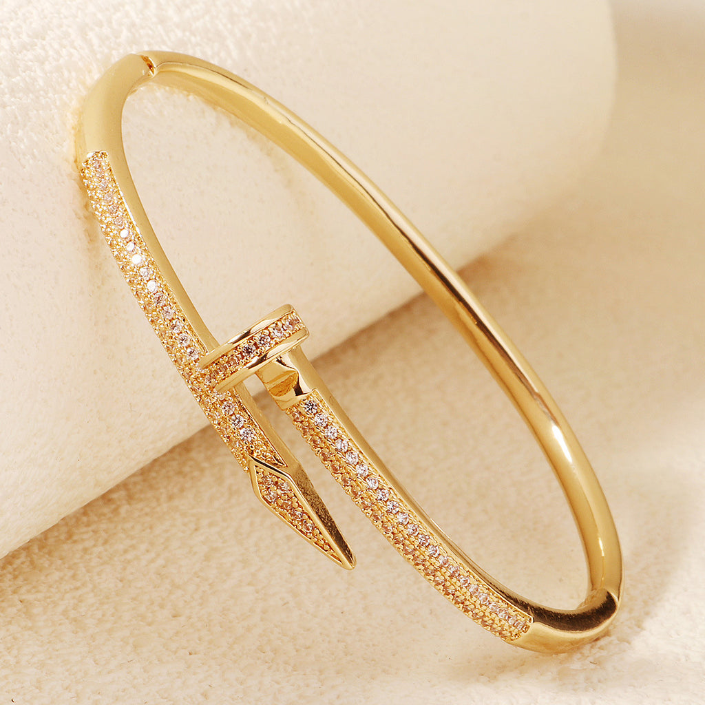 Pulseira Feminina Texturada em Aço de Titânio | Banho a Ouro 18K | Não Oxida