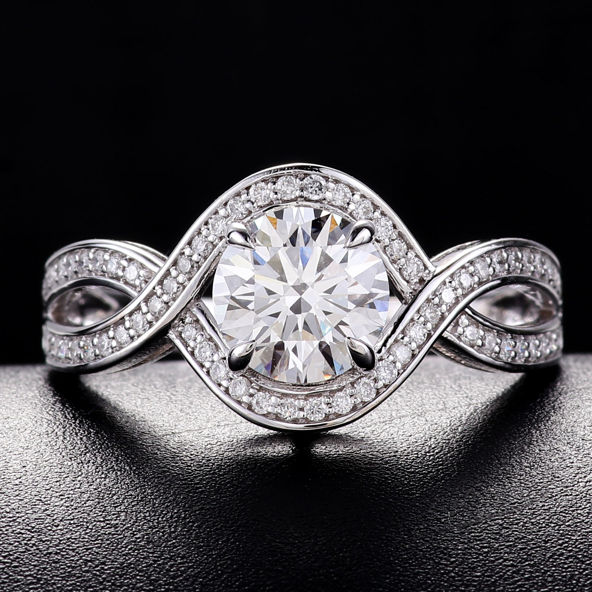 Anel de Noivado Elegante | Ouro 18K com Diamante Lab-Grown | Não Oxida